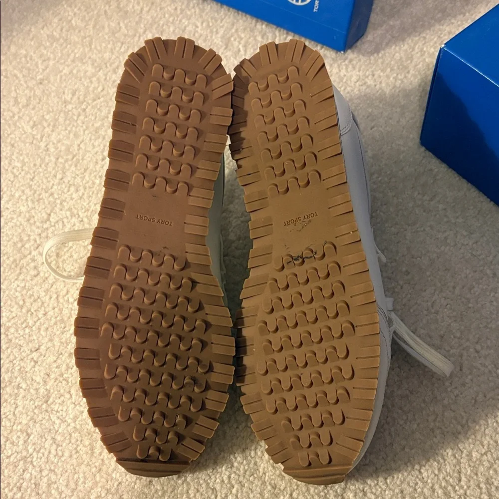 Tory Burch Ruffle Trainers - Picture 3 of 4